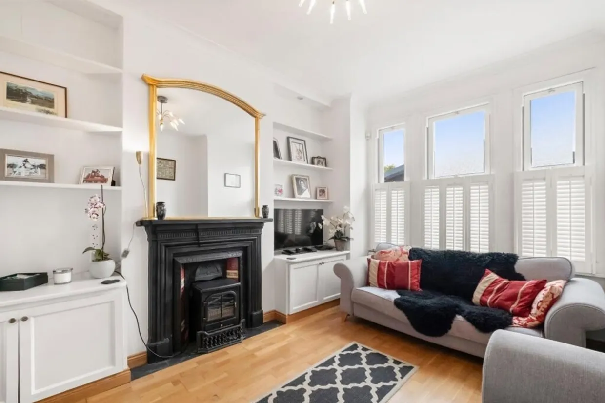 Stephendale Road London SW6 photo 2