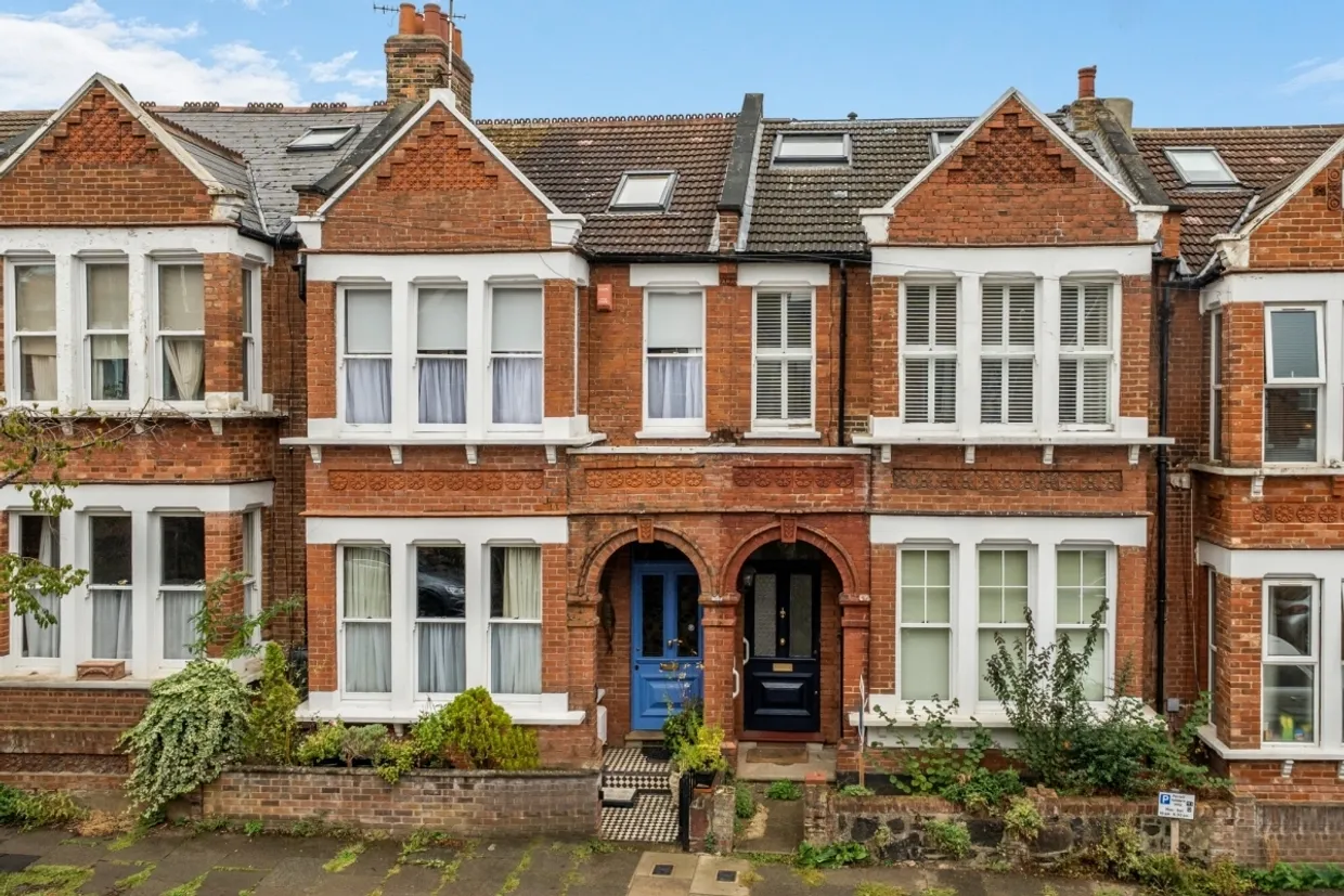 Park Hall Road London N2 photo 2