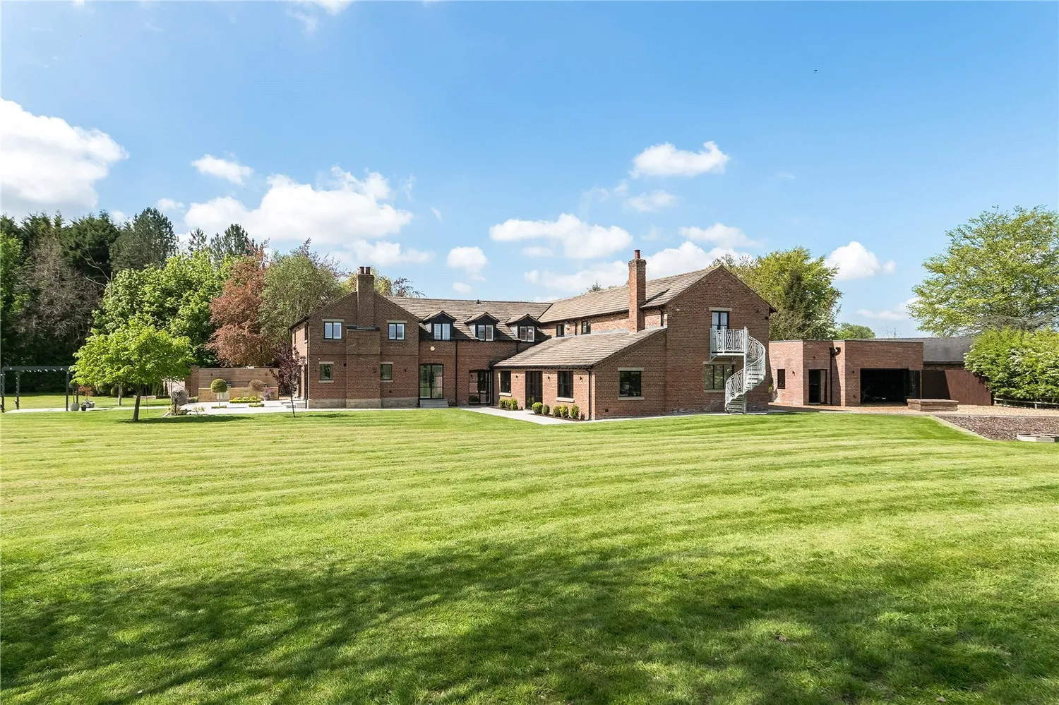 Bollington Lane, Nether Alderley, SK10 photo 3