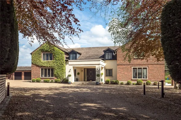 Bollington Lane, Nether Alderley, SK10 photo 36