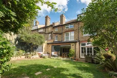 Church Crescent, London, N10 photo 22