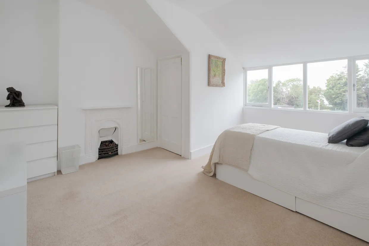 Church Crescent, London, N10 photo 17