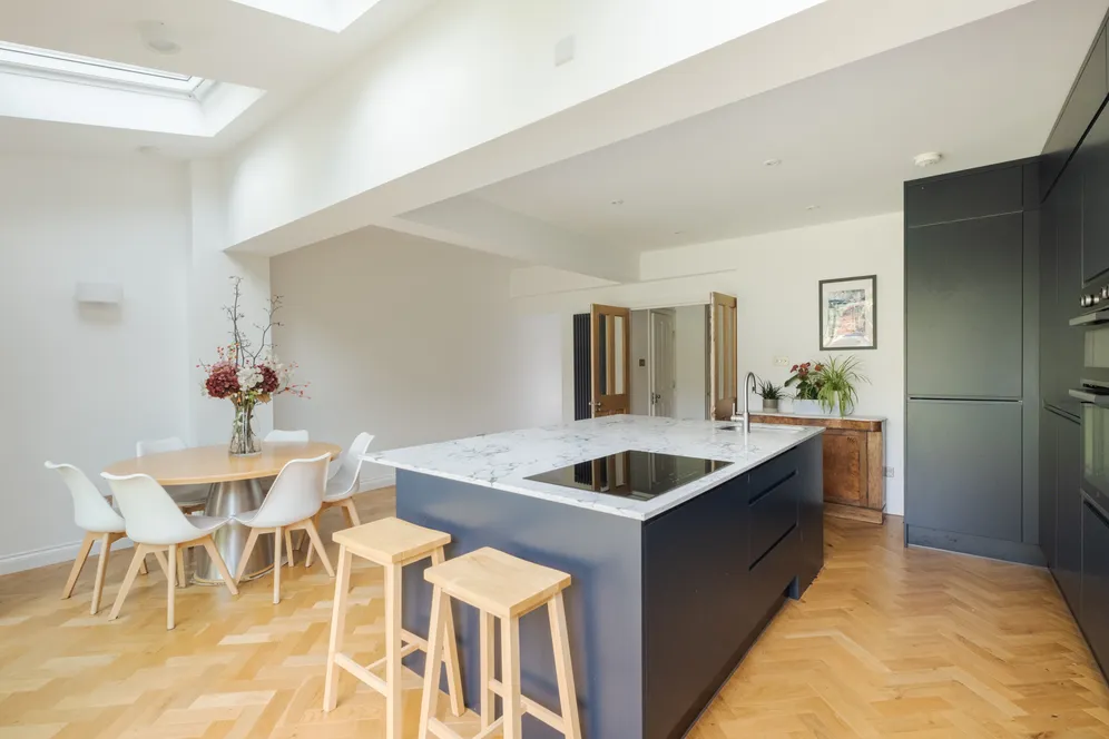 Church Crescent, London, N10 photo 4