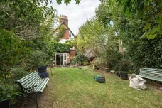 Muswell Hill Road, London, N10 photo 27