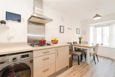 Kestrel Drive, Holt