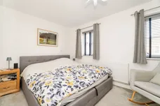 Kestrel Drive, Holt
