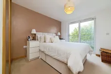Smeaton Court, HERTFORD