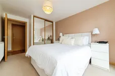 Smeaton Court, HERTFORD