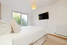 Smeaton Court, HERTFORD