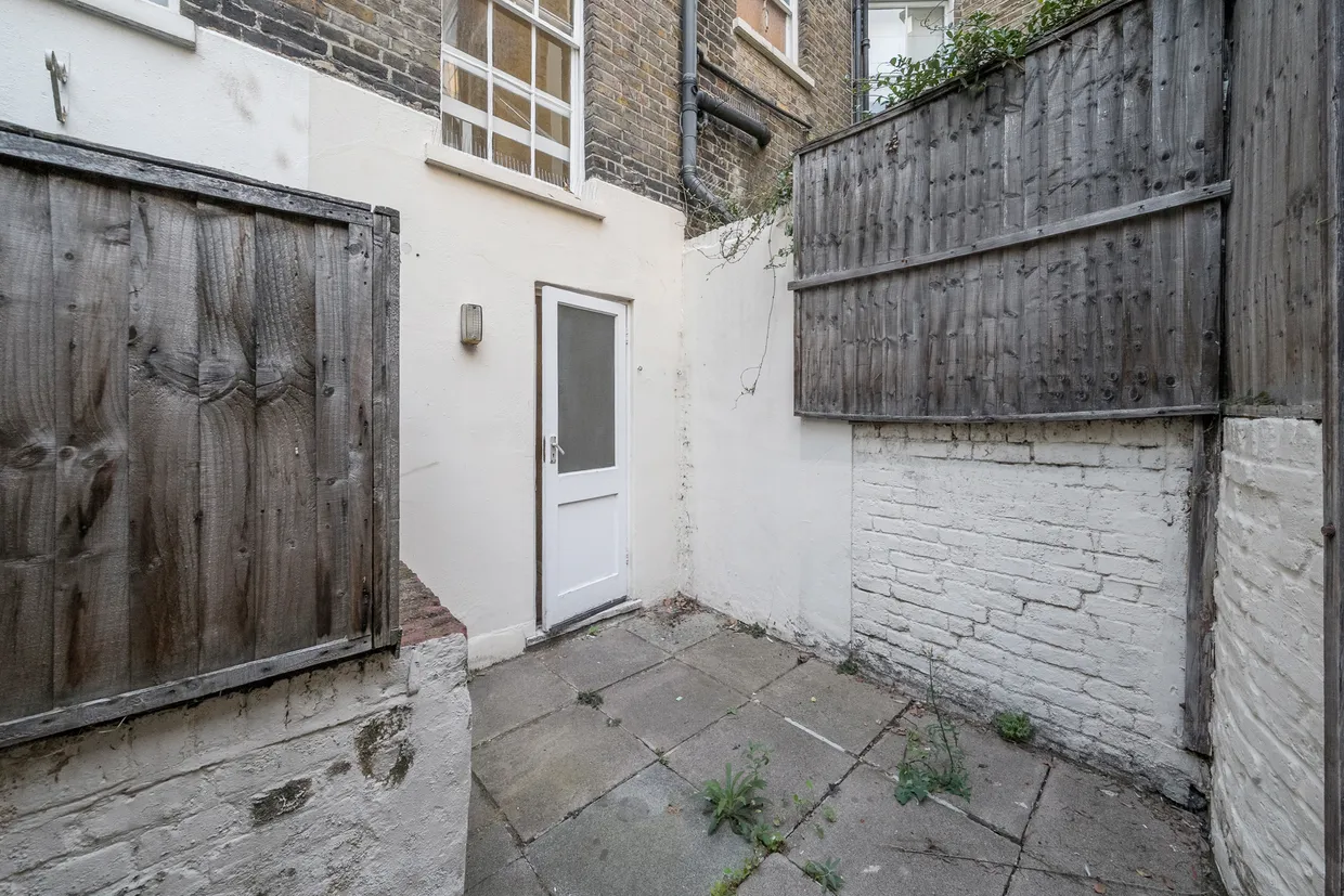 Portland Road, London, W11 photo 2