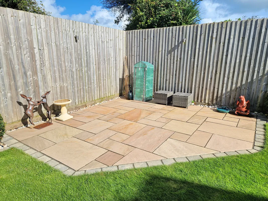 WIDGEON CLOSE, PORTHCAWL, CF36 3QE