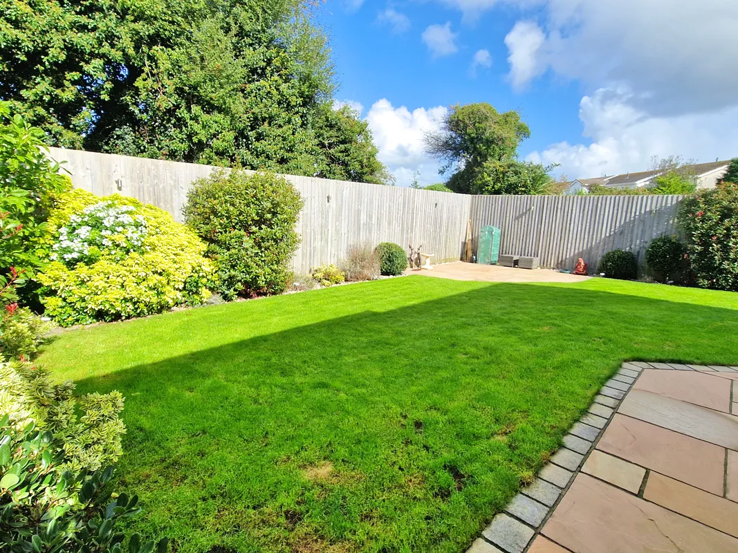WIDGEON CLOSE, PORTHCAWL, CF36 3QE