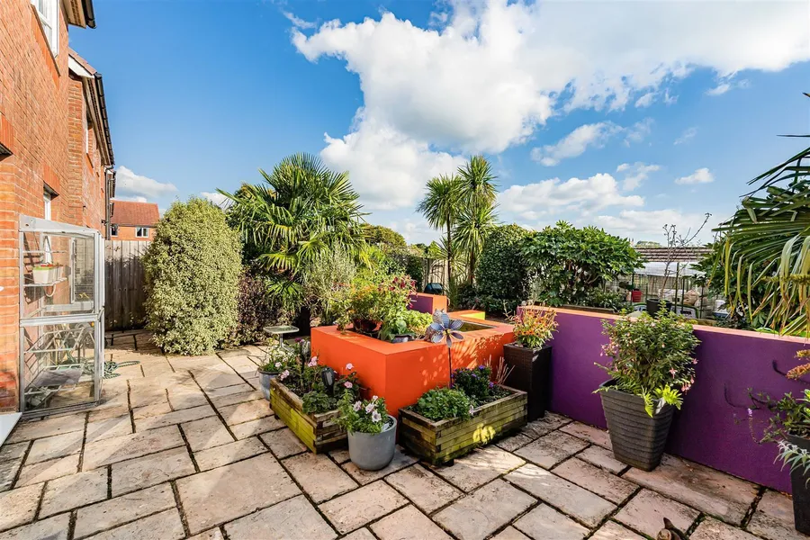 Property Image 28