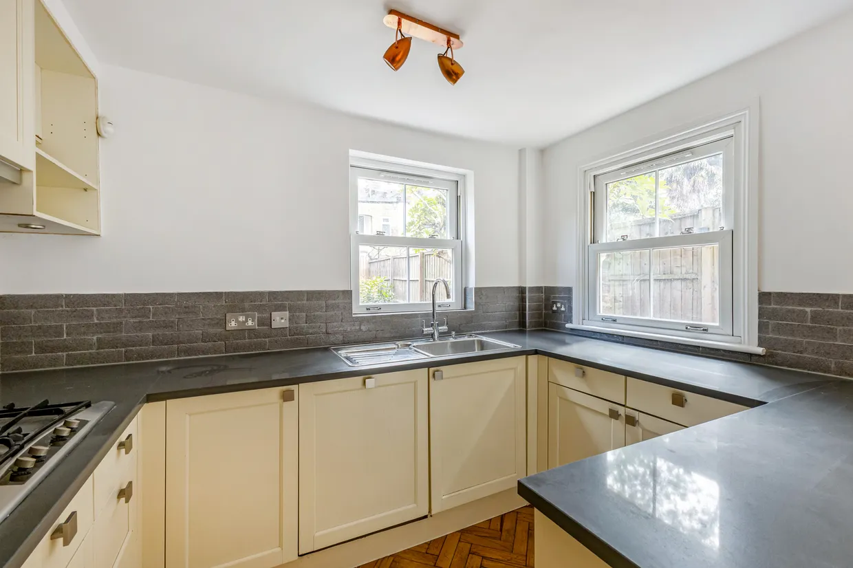 Devonshire Road, London, W4 photo 7