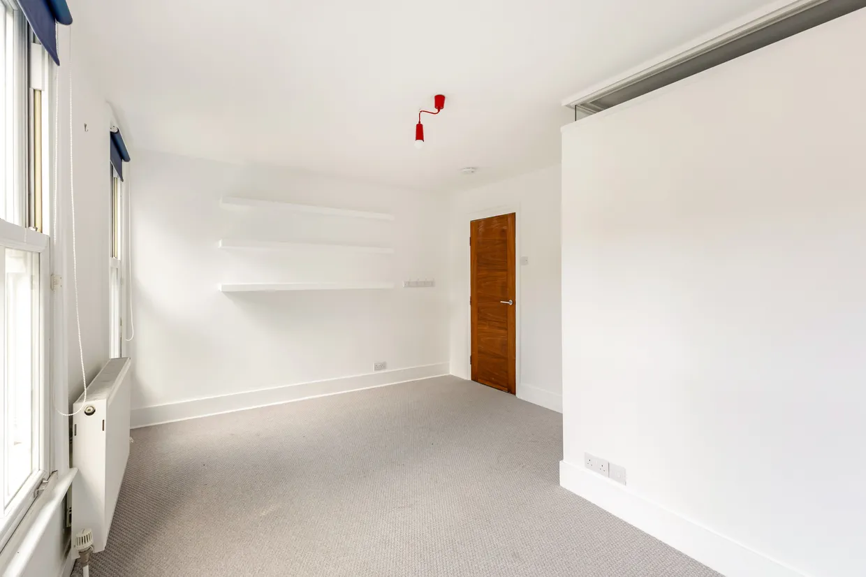 Devonshire Road, London, W4 photo 10