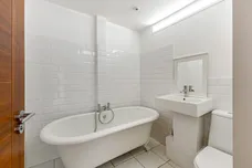 Devonshire Road, London, W4 photo 17