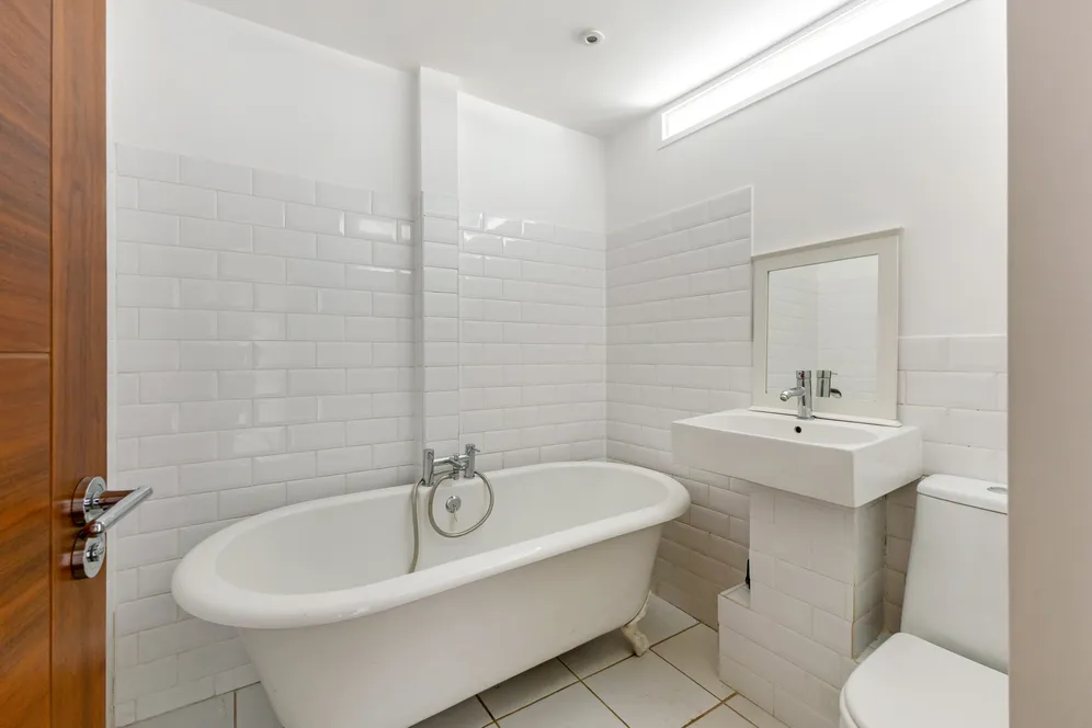 Devonshire Road, London, W4 photo 17