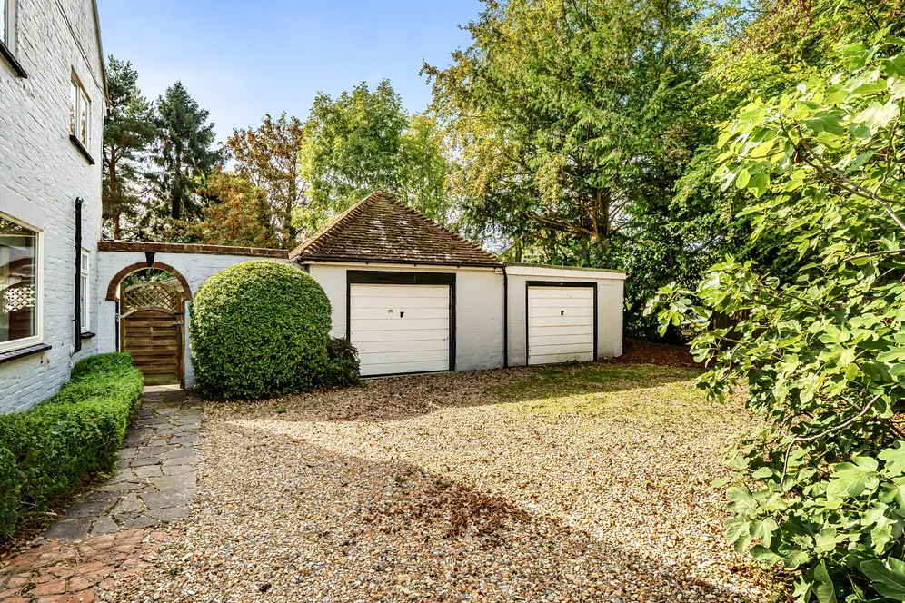 Walberton Green, Arundel, BN18 photo 8