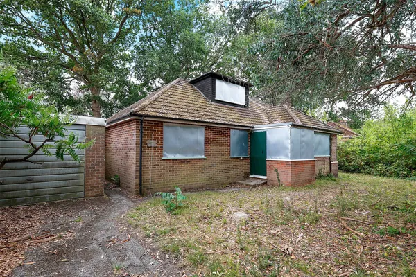 Wheelers Lane, Smallfield, Horley, Surrey, RH6