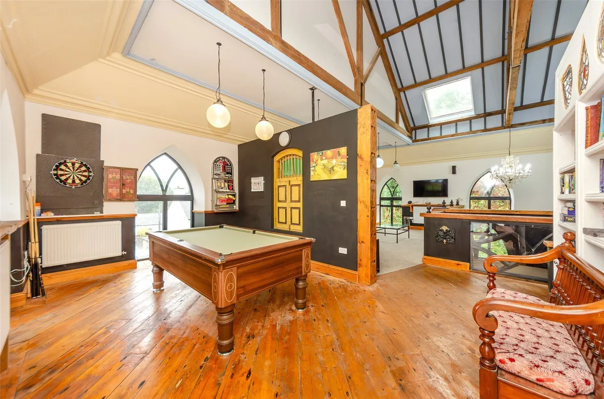 Bryn Crwn, Cwm-y-Glo, Caernarfon, Gwynedd, LL55