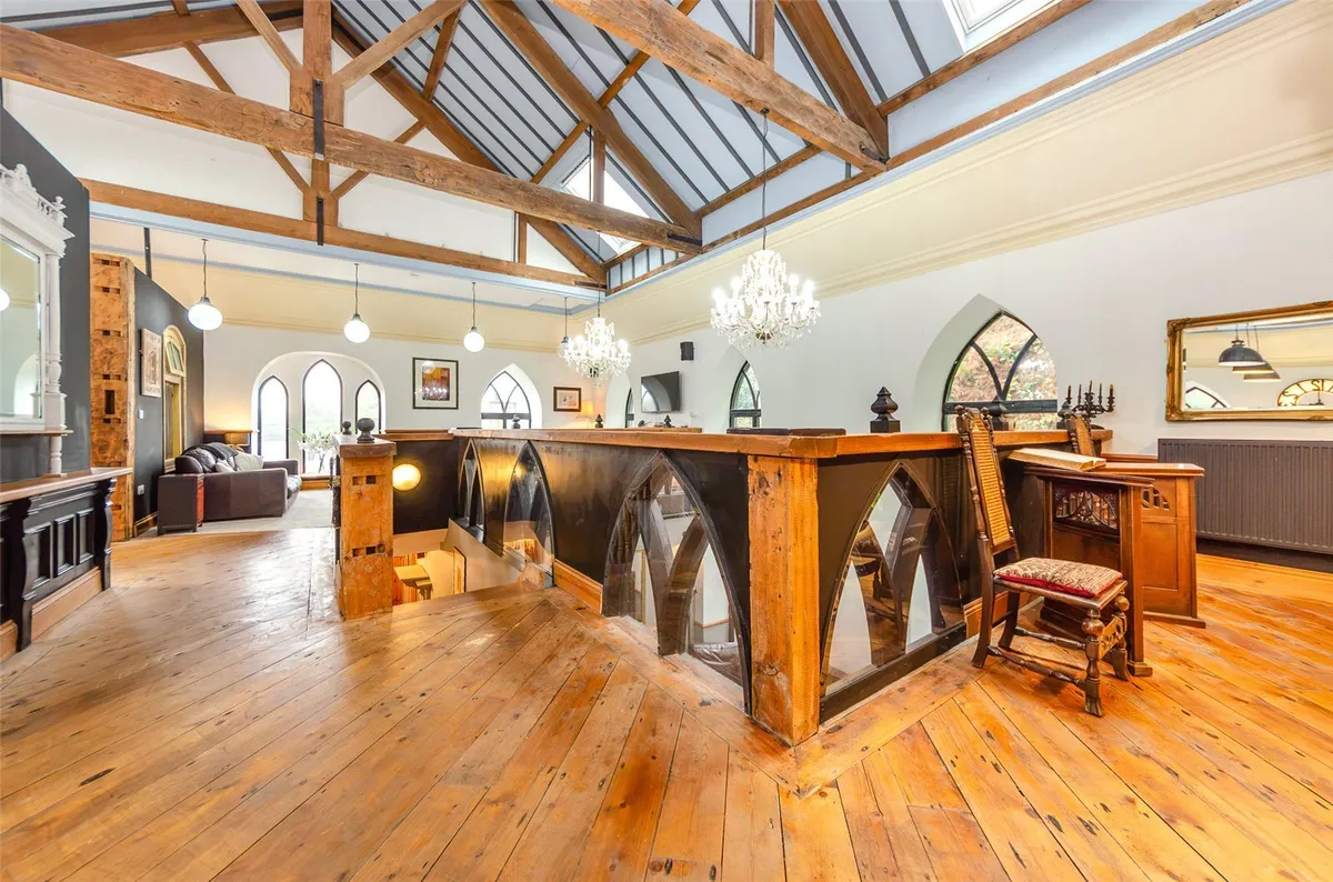 Bryn Crwn, Cwm-y-Glo, Caernarfon, Gwynedd, LL55