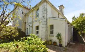Cleveland Road, Torquay, Devon, TQ2 photo