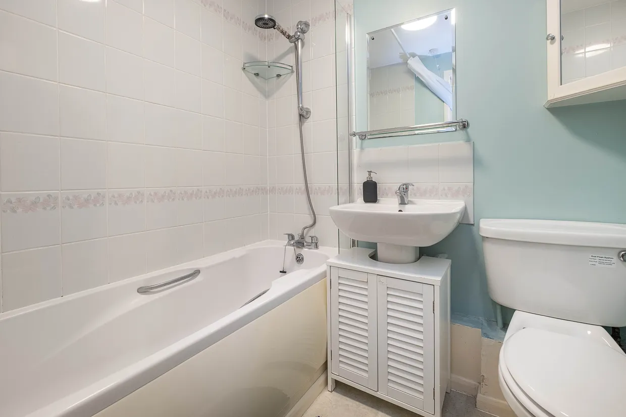 Barnfield Close, London, SW17 photo 8