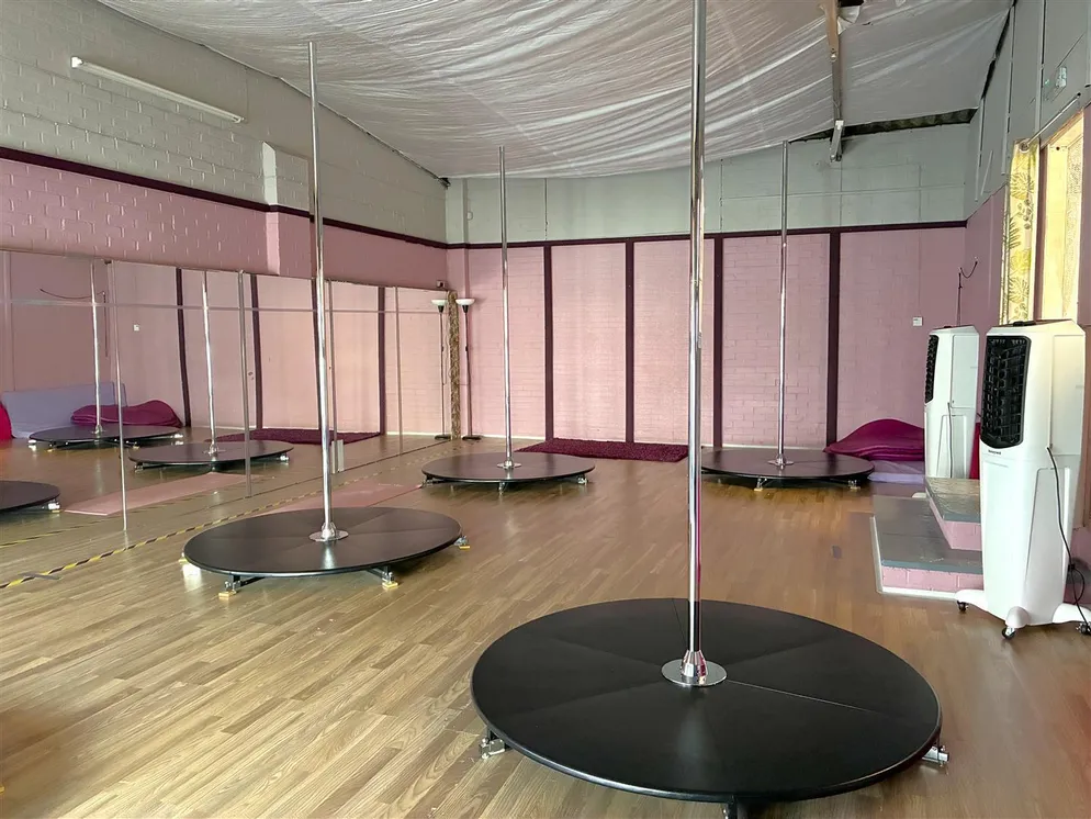Property carousel item 2