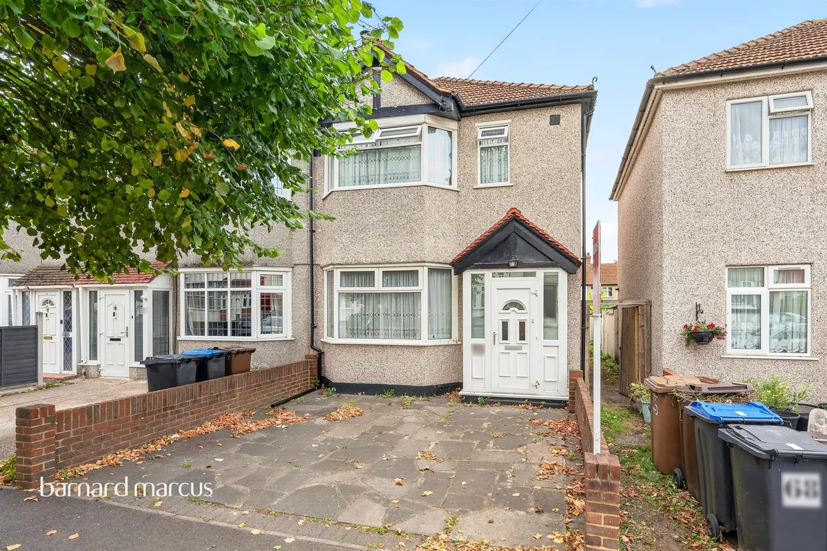 Consfield Avenue, New Malden