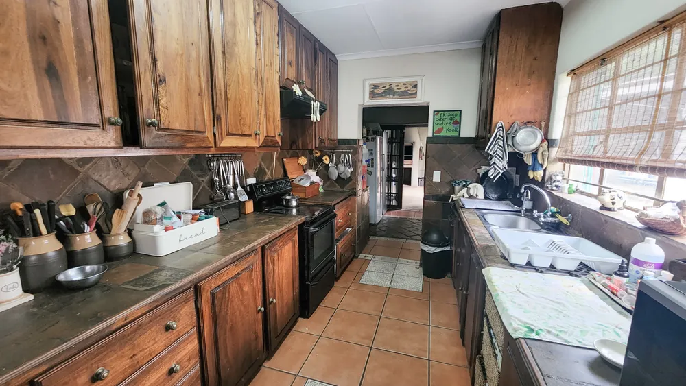 South Africa, North West, Ifafi, Dam Drive, 1