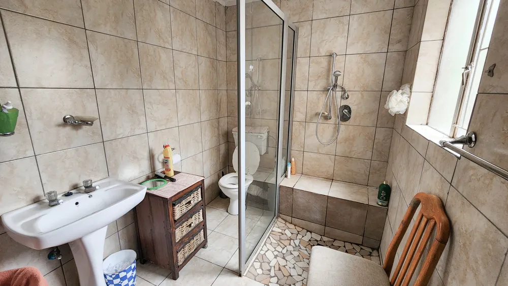 South Africa, North West, Ifafi, Dam Drive, 1