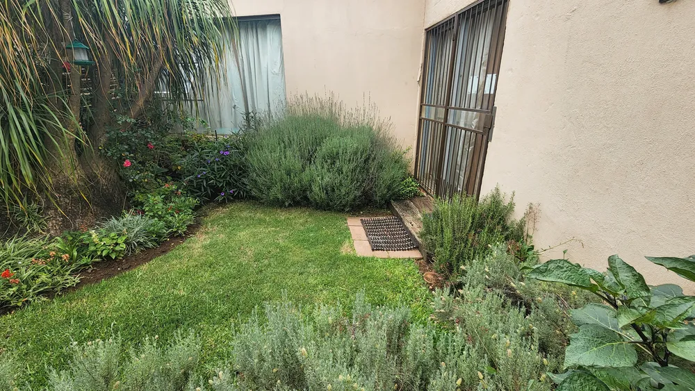 South Africa, North West, Ifafi, Dam Drive, 1