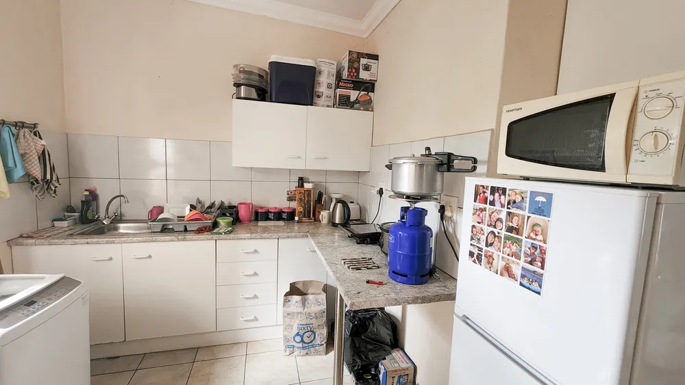 South Africa, North West, Ifafi, Dam Drive, 1