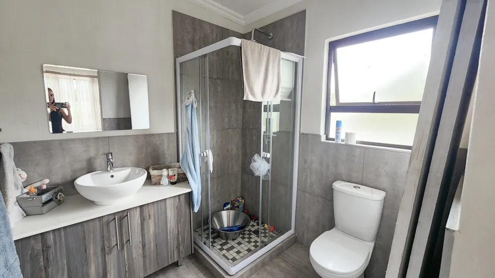 South Africa, North West, Ifafi, Dam Drive, 1