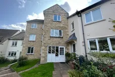 Warrenne Keep, STAMFORD