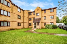 Lowestoft Drive, SLOUGH