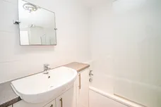 Lowestoft Drive, SLOUGH