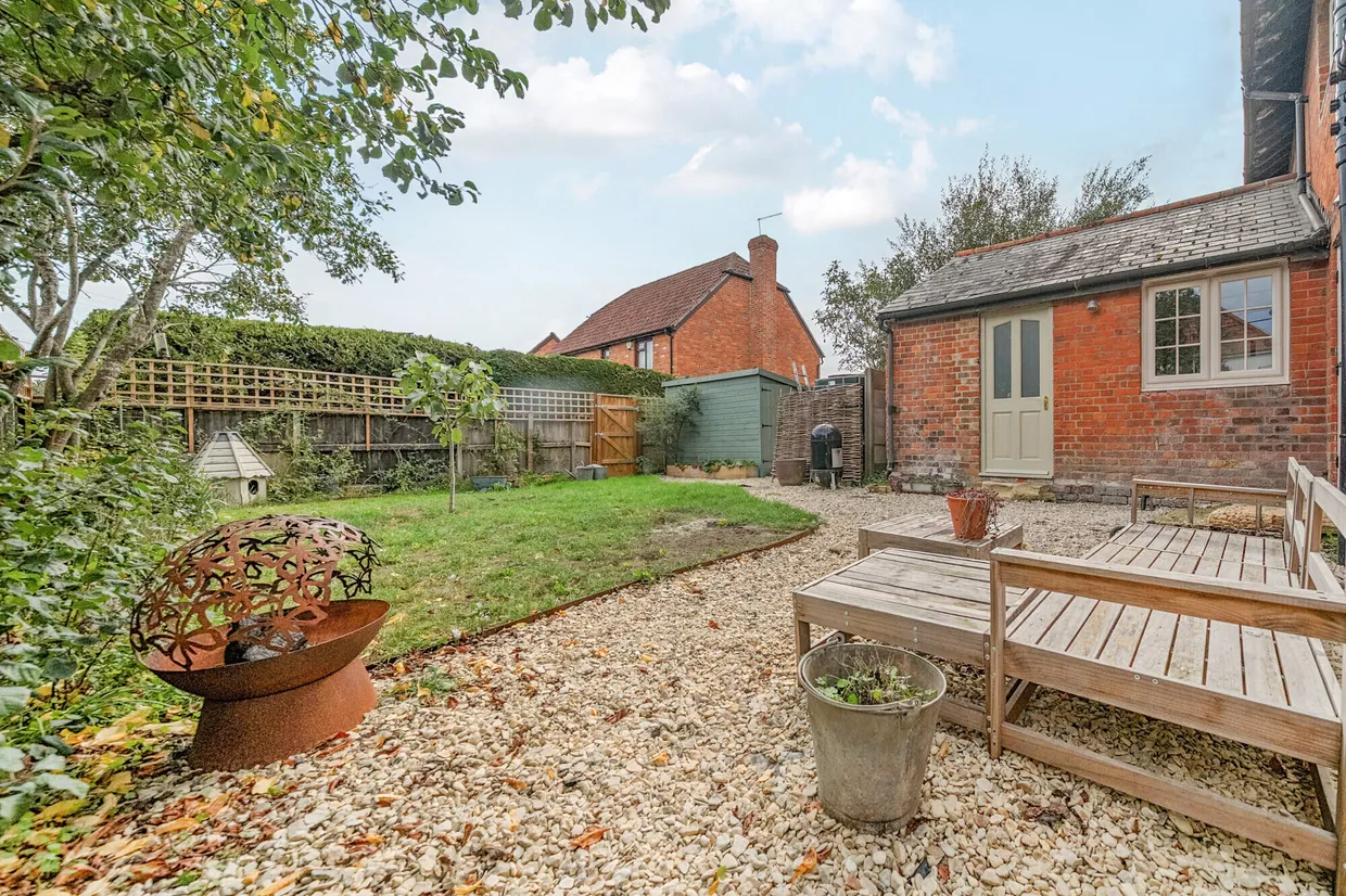 Coate, Devizes, SN10 photo 3