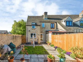 Sherbourne Road, Witney thumb 2
