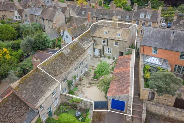 North Street, Oundle, PE8 photo 1
