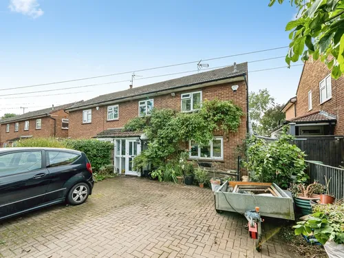 Devereux Place, Aylesburyphoto