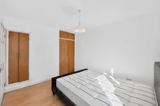 Winterfold Close, London