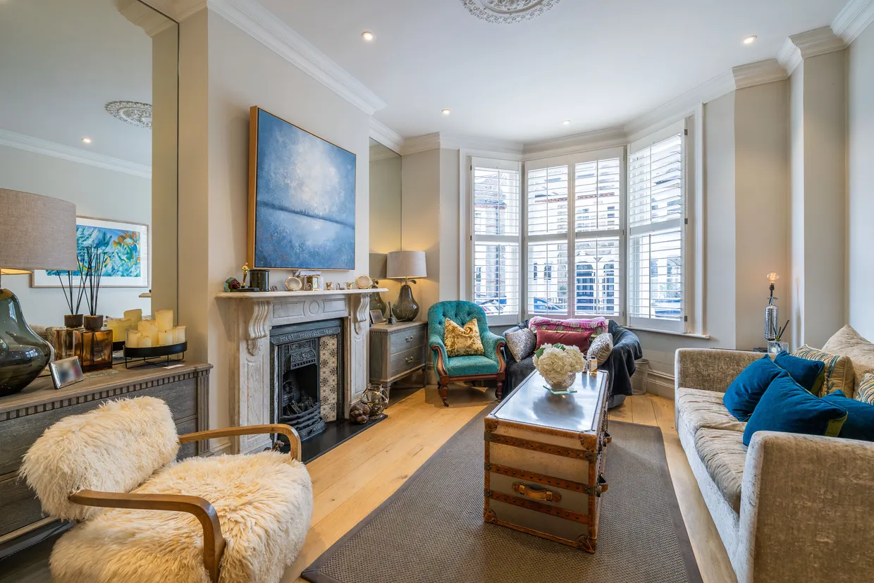 Wroughton Road, London, SW11 photo 2