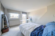 Wroughton Road, London, SW11 photo 16