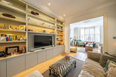 Wroughton Road, London, SW11 photo 26