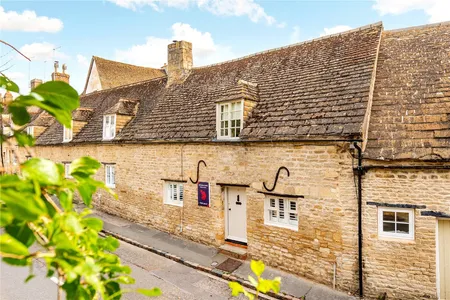 Mill Road, Oundle, PE8