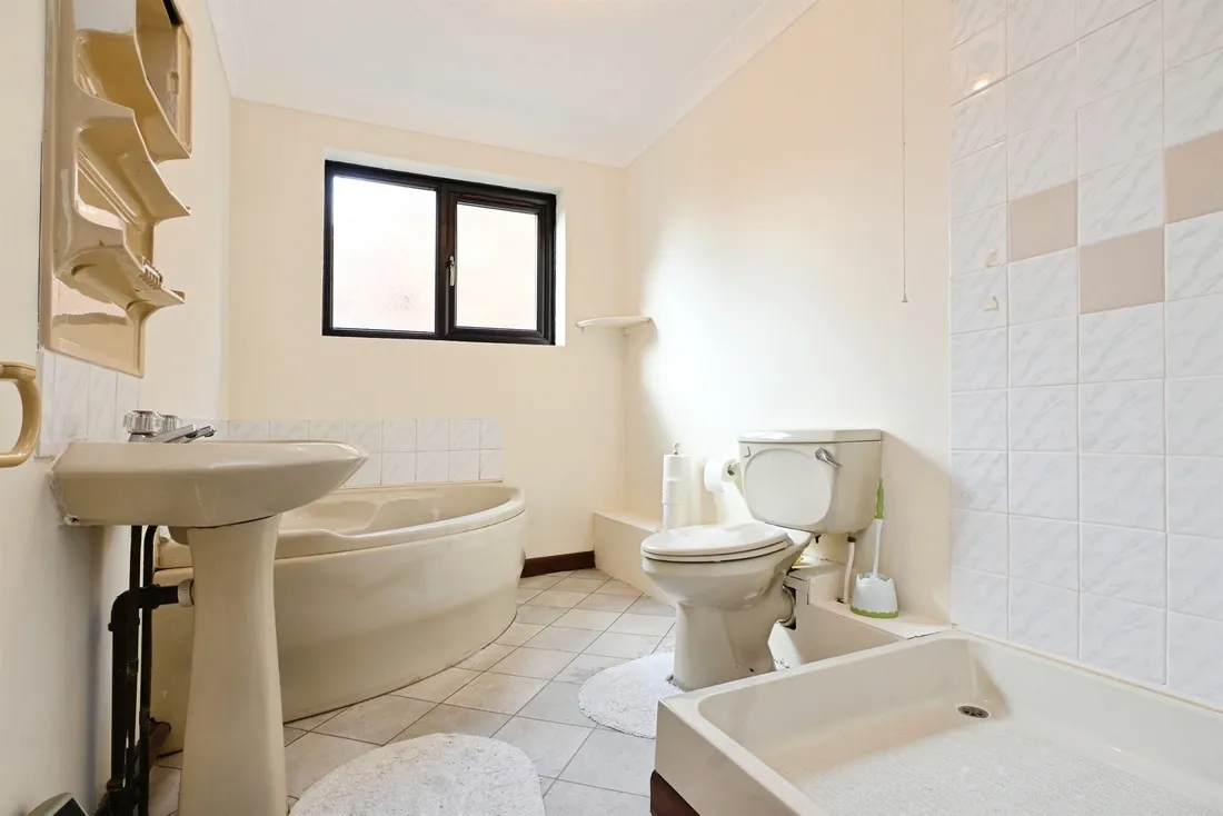 Property photo 12