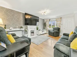 Scarborough Lane, Tingley, Wakefield thumb 3