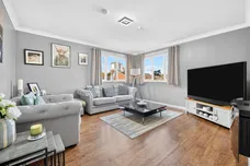 Robertsons Gait, Paisley