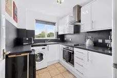 Robertsons Gait, Paisley